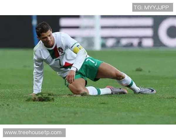 足球明星是否普遍选择脱毛来提升形象和表现的探讨 足球明星是否普遍选择脱毛来提升形象和表现的探讨